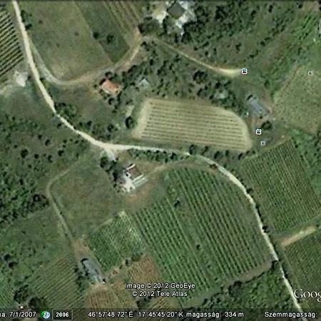 Nyaraló Borospince Pécsely