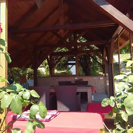 Borospince Vendeghaz Dom wakacyjny Pécsely