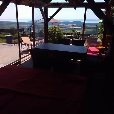 Borospince Nyaraló *